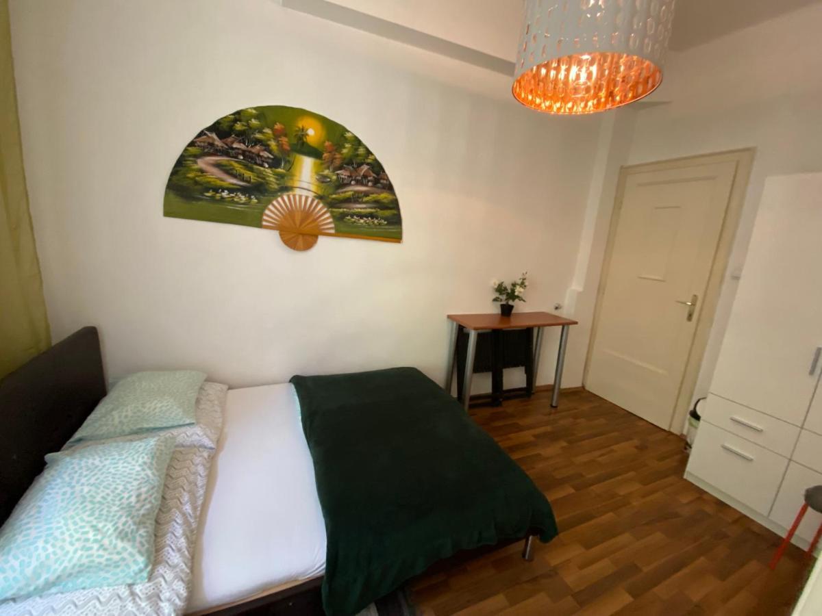 Monolit Budapest Center Guesthouse Ngoại thất bức ảnh