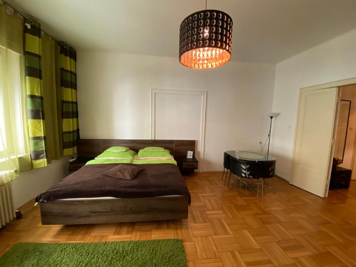 Monolit Budapest Center Guesthouse Ngoại thất bức ảnh