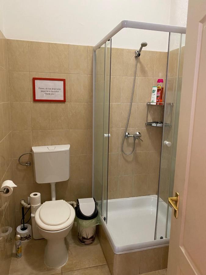 Monolit Budapest Center Guesthouse Ngoại thất bức ảnh