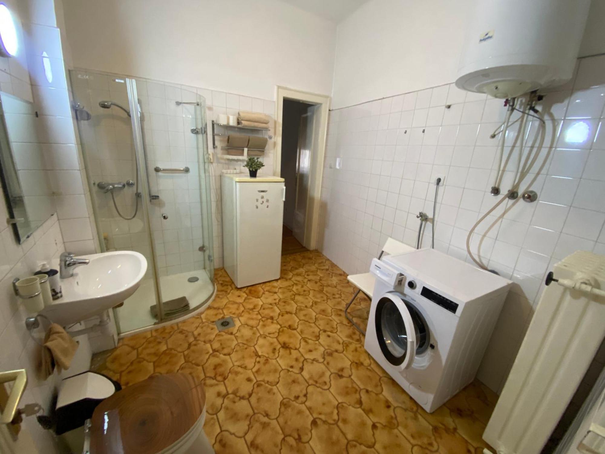Monolit Budapest Center Guesthouse Ngoại thất bức ảnh